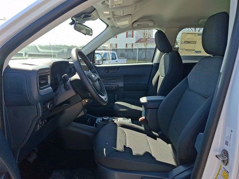 New 2026 Ford Maverick XL w/ Equipment Group 101A image 9