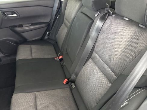 Used 2025 Nissan Rogue SV AWD/4WD image 29