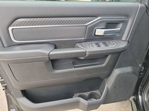 New 2026 RAM 2500 Big Horn AWD/4WD image 24