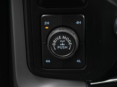 Used 2024 Ford F150 Lariat AWD/4WD image 29