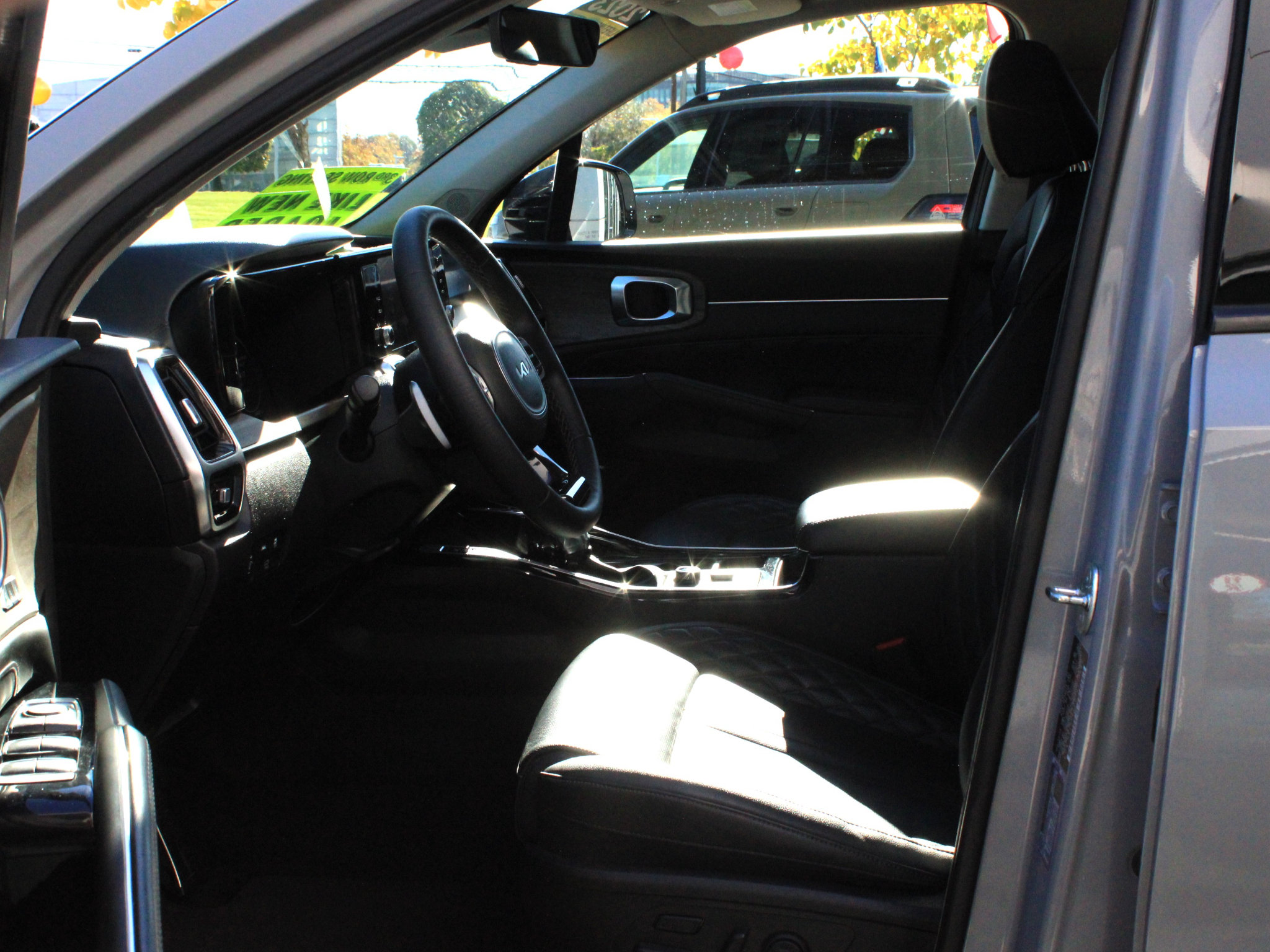 Used 2023 Kia Sorento SX Prestige AWD/4WD image 11