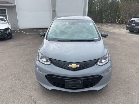 Used 2020 Chevrolet Bolt LT FWD image 3