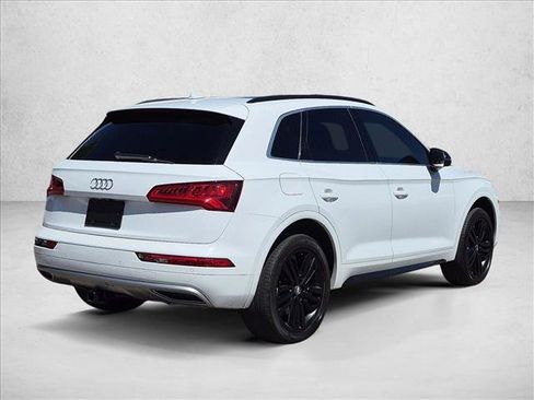 Used 2018 Audi Q5 2.0T Premium Plus w/ Premium Plus Package AWD/4WD image 5