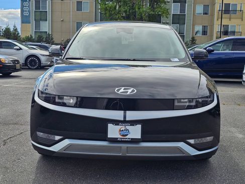 Used 2023 Hyundai Ioniq 5 SEL AWD/4WD image 2