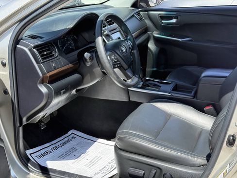 Used 2015 Toyota Camry LE FWD image 6