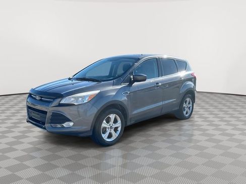 Used 2014 Ford Escape SE image 4