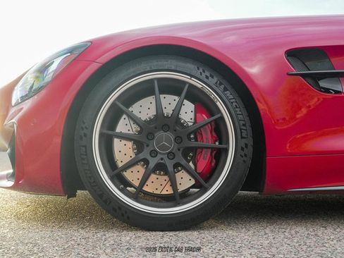 Used 2019 Mercedes-Benz AMG GT R image 4