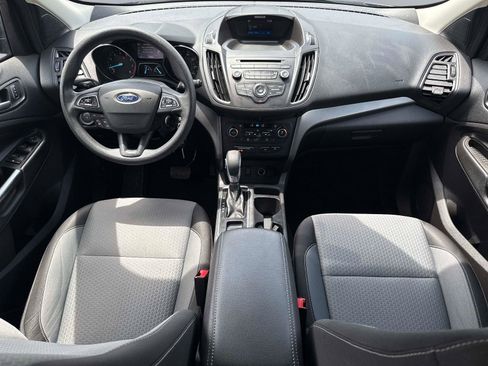 Used 2018 Ford Escape SE FWD image 14