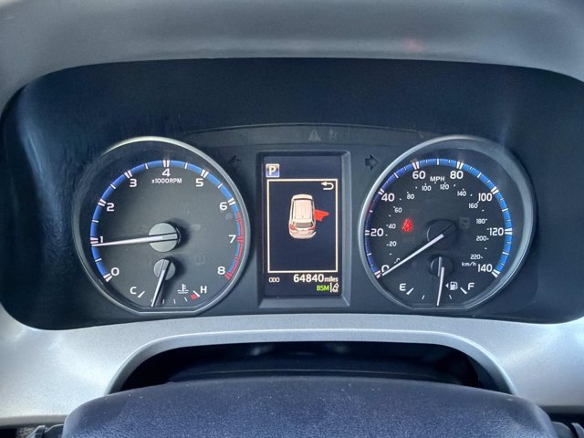 Used 2018 Toyota RAV4 XLE FWD image 25