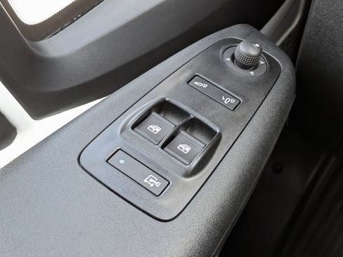New 2026 RAM ProMaster 3500 w/ Convenience Group FWD image 21