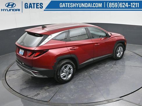 New 2025 Hyundai Tucson SE image 52