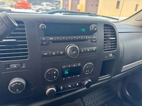 Used 2010 Chevrolet Silverado 1500 LT w/ Power Pack Plus image 17