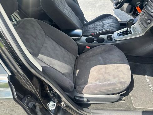 Used 2013 Nissan Sentra SV FWD image 7
