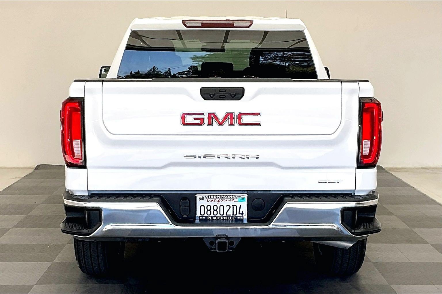 Used 2025 GMC Sierra 1500 SLT w/ SLT Premium Package AWD/4WD image 3