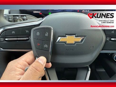 New 2026 Chevrolet Equinox EV LT w/ LPO, All-Weather Mat Package image 45