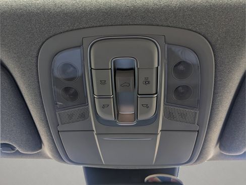 Used 2020 Hyundai Santa Fe SEL FWD image 20
