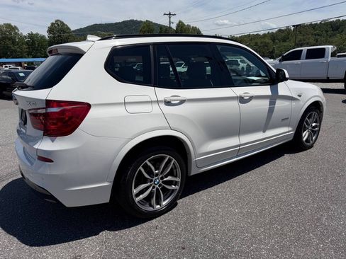 Used 2017 BMW X3 xDrive28i AWD/4WD image 6