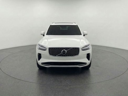 New 2026 Volvo XC90 B5 Core image 42