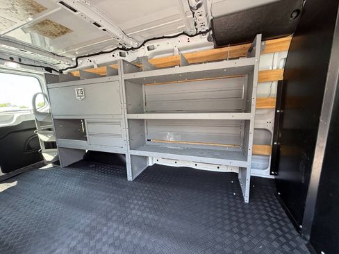 Used 2019 Ford Transit 250 130 Low Roof w/ Exterior Upgrade Package RWD image 9