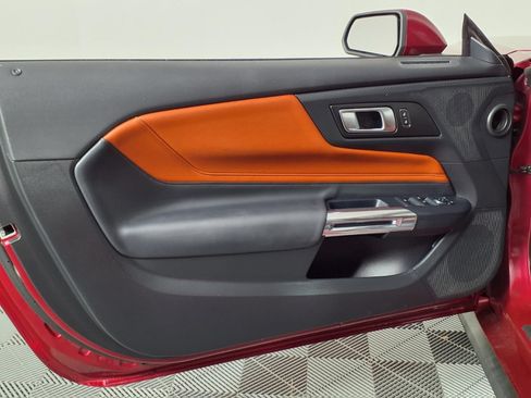 Used 2025 Ford Mustang GT Premium RWD image 19