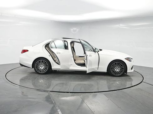 Used 2023 Mercedes-Benz C 300 4MATIC Sedan image 59