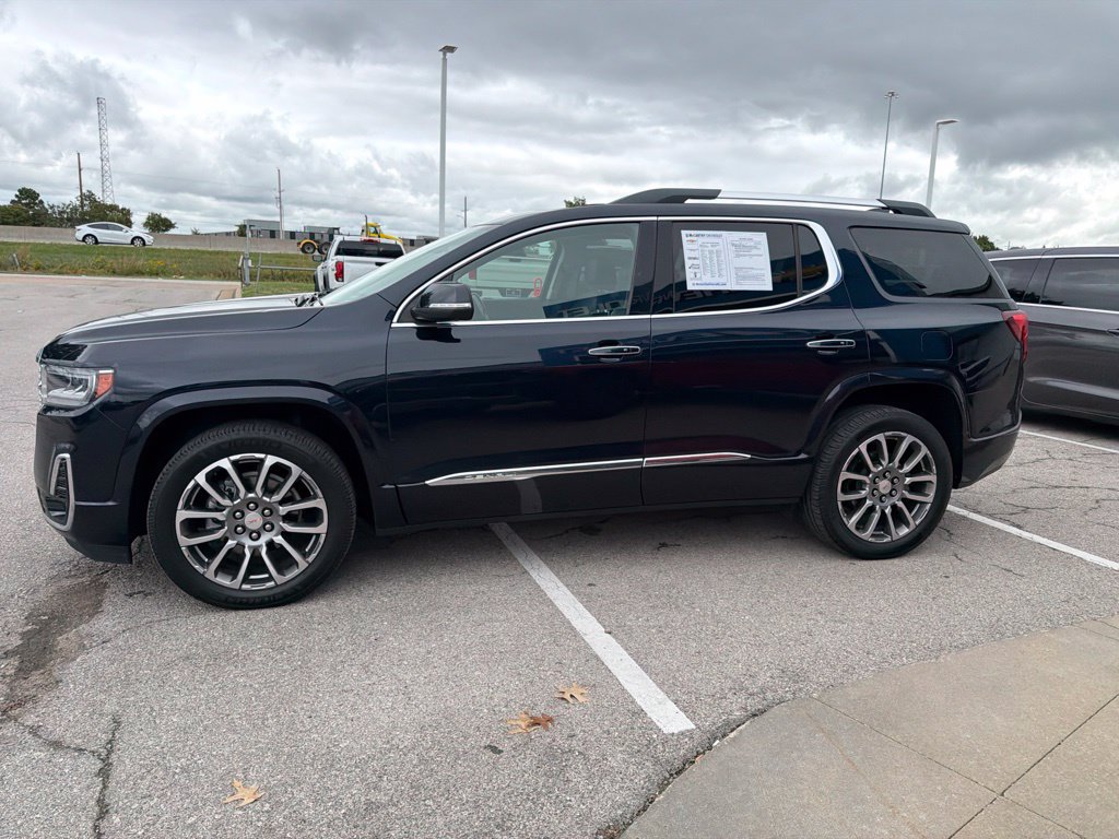Used 2021 GMC Acadia Denali w/ Denali Technology Package FWD image 6