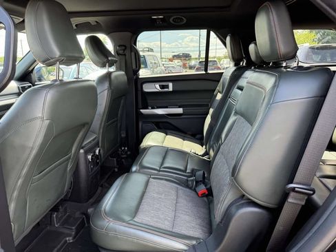 Used 2023 Ford Explorer Timberline w/ Timberline Technology Package AWD/4WD image 14
