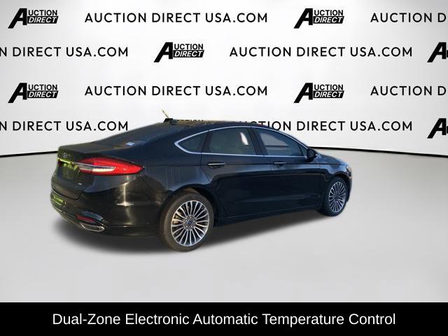 Used 2017 Ford Fusion SE w/ Fusion SE Technology Package FWD image 8