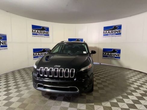 Used 2018 Jeep Cherokee Limited AWD/4WD image 5