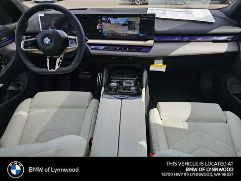 New 2026 BMW 540i xDrive w/ Executive Package AWD/4WD image 18