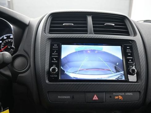 Used 2025 Mitsubishi Outlander Sport ES image 18