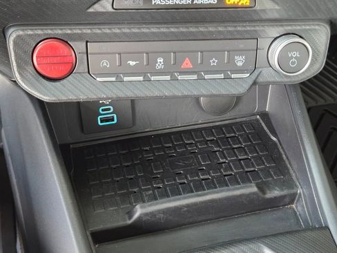 Used 2024 Ford Mustang GT Premium image 28