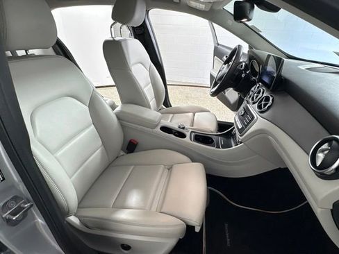 Used 2020 Mercedes-Benz GLA 250 image 18