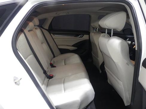 Used 2019 Honda Accord EX image 28