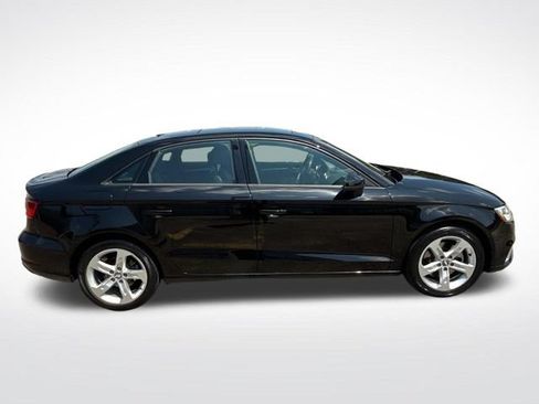 Used 2018 Audi A3 2.0T Premium FWD image 10