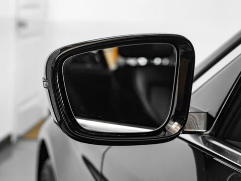 Used 2018 BMW 540i RWD image 39