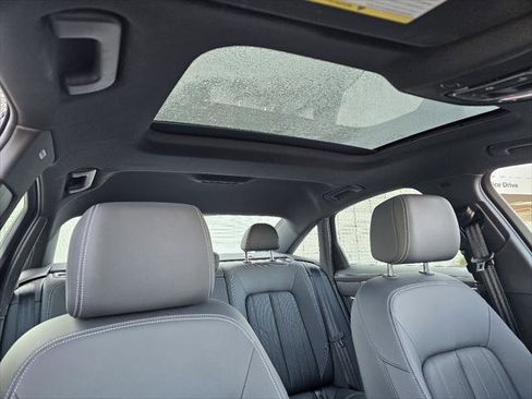 Used 2025 Audi A6 Premium Plus w/ Premium Plus Package image 3