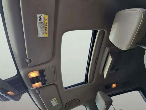 Used 2018 Honda Odyssey Elite image 10