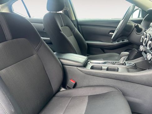 Used 2024 Nissan Sentra SV FWD image 14