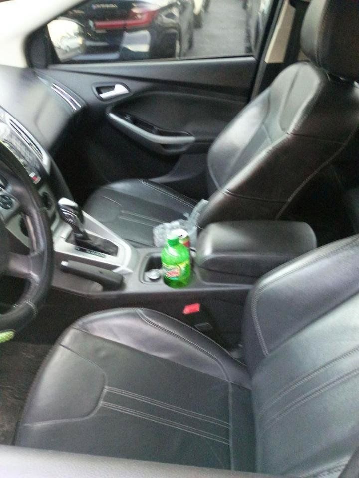 Used 2014 Ford Focus SE w/ Equipment Group 201A FWD image 8
