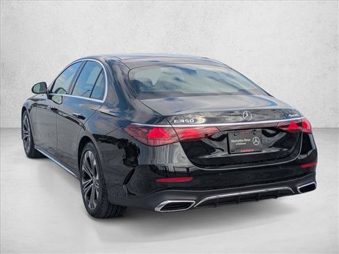 Used 2025 Mercedes-Benz E 450 4MATIC Sedan image 8