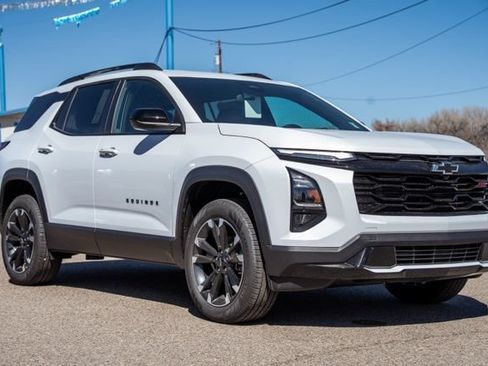 New 2026 Chevrolet Equinox RS FWD image 3