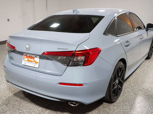 Used 2024 Honda Civic Sport image 7