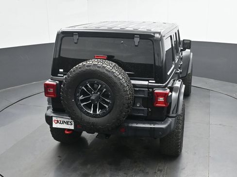Used 2024 Jeep Wrangler Unlimited Rubicon AWD/4WD image 32
