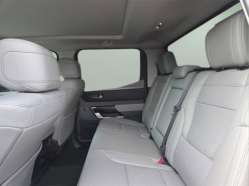 Used 2024 Toyota Tundra Limited image 13