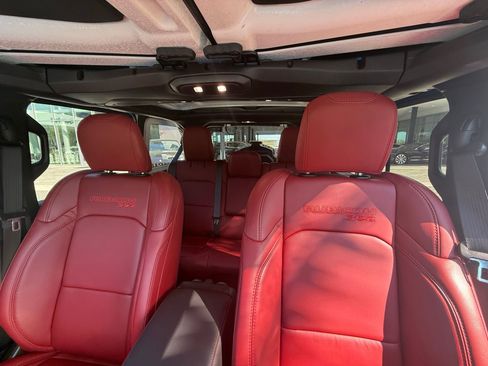 Used 2024 Jeep Wrangler Unlimited Rubicon 392 image 35