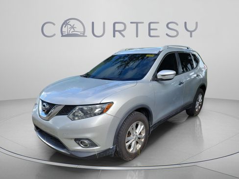 Used 2016 Nissan Rogue SV FWD image 5