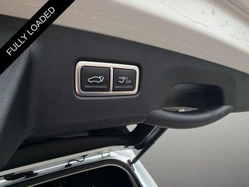 Used 2024 Kia Sorento SX image 39