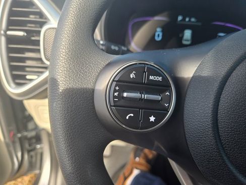 New 2025 Kia Soul LX image 14