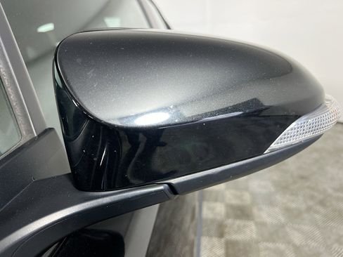 Used 2021 Toyota C-HR LE image 13